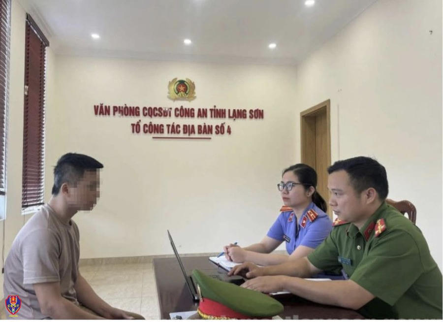 Bị can đối với Trần Đức N tại cơ quan Công an. (Ảnh: Cục CSGT)