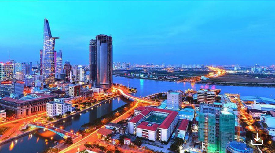Phát triển hạ tầng giao thông và khơi thông các nguồn lực đầu tư được xem là "đầu kéo" quan trọng cho nền kinh tế trong chu kỳ mới. Ảnh InT