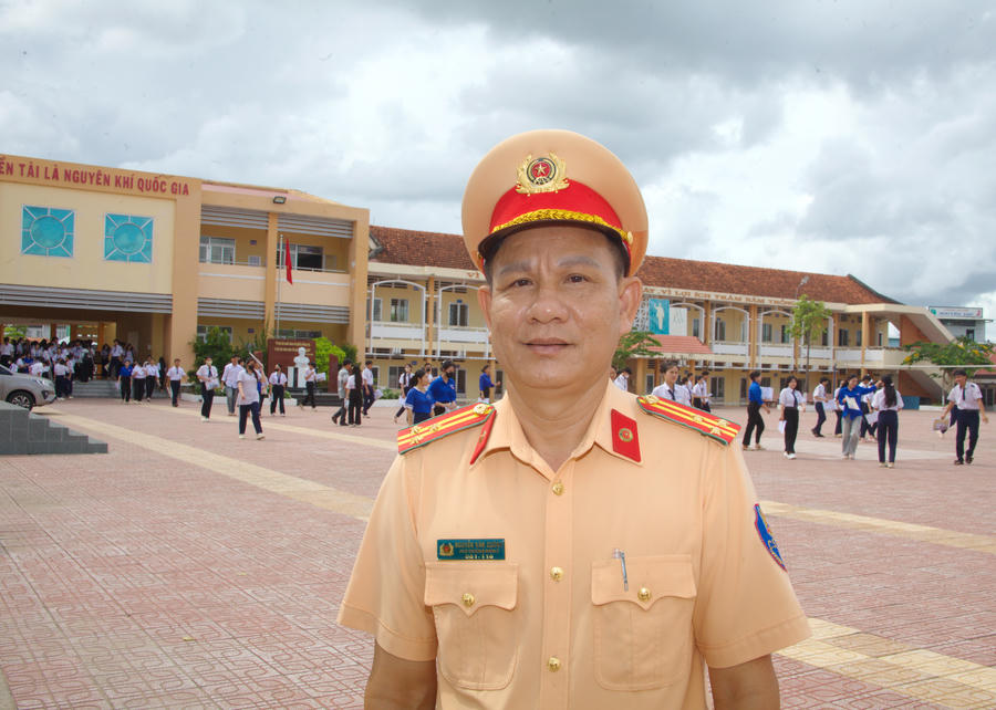 Thượng tá Nguyễn Văn Cường - Phó Trưởng phòng Cảnh sát giao thông Công an tỉnh Cà Mau cho biết, lực lượng Cảnh sát giao thông đã chủ động xây dựng, triển khai các phương án bảo đảm trật tự, an toàn giao thông phục vụ kỳ thi với tinh thần trách nhiệm cao nhất.