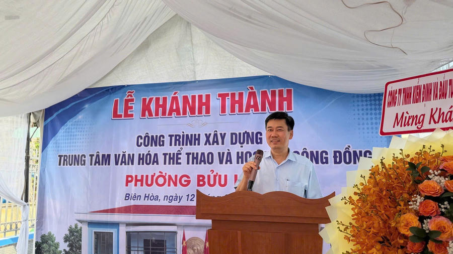Ông&nbsp;Viên Hồng Tiến – Thành ủy viên, Bí thư Đảng ủy, Chủ tịch HĐND phường phát biểu chỉ đạo tại buổi lễ.