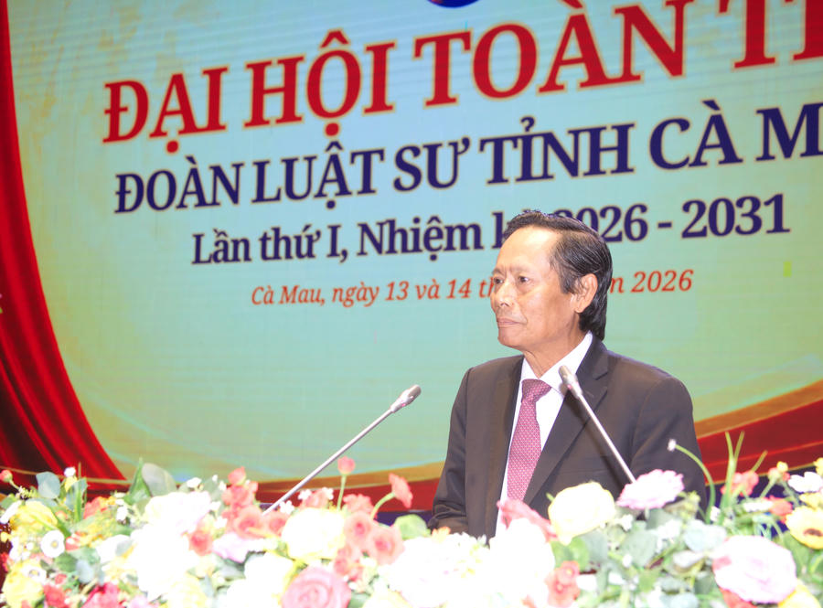 Luật sư, Tiến sĩ Phan Trung Hoài – Thường trực Liên đoàn Luật sư Việt Nam, ghi nhận và biểu dương những kết quả nổi bật mà Đoàn Luật sư tỉnh Cà Mau đã đạt được trong thời gian qua.