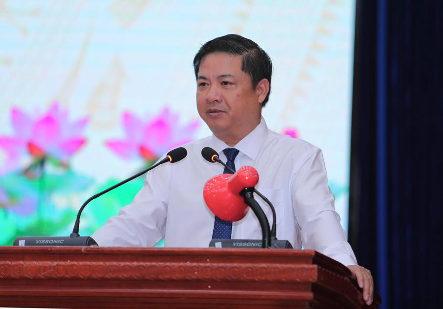 Ông Lương Nguyễn Minh Triết, Bí thư Tỉnh ủy Đắk Lắk, phát biểu tại hội nghị. Ảnh: Thế Hùng