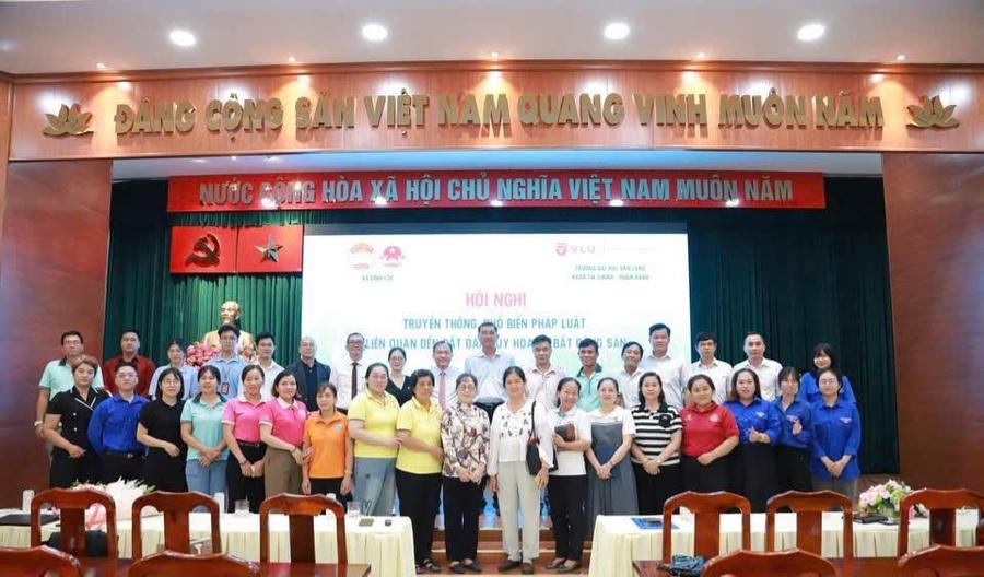 Các đại biểu tham dự Hội nghị. Các đại biểu tham dự Hội nghị.