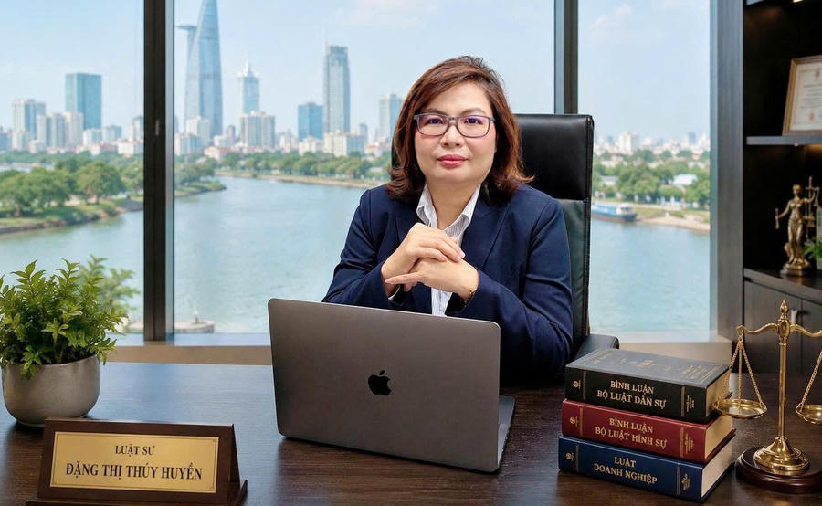 Thạc sĩ, Luật sư Đặng Thị Thúy Huyền. 