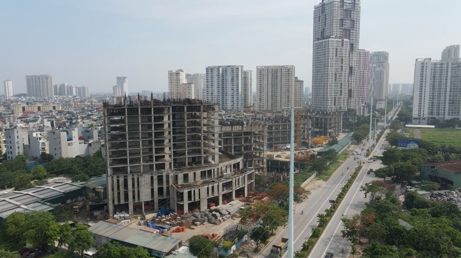 Nhiều người dân không khỏi xót xa khi thấy những hình ảnh lãng phí này.