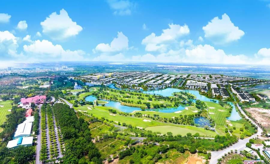 Cư dân Bien Hoa New City được thừa hưởng không gian sống trong lành từ “lá phổi xanh” của khu vực.