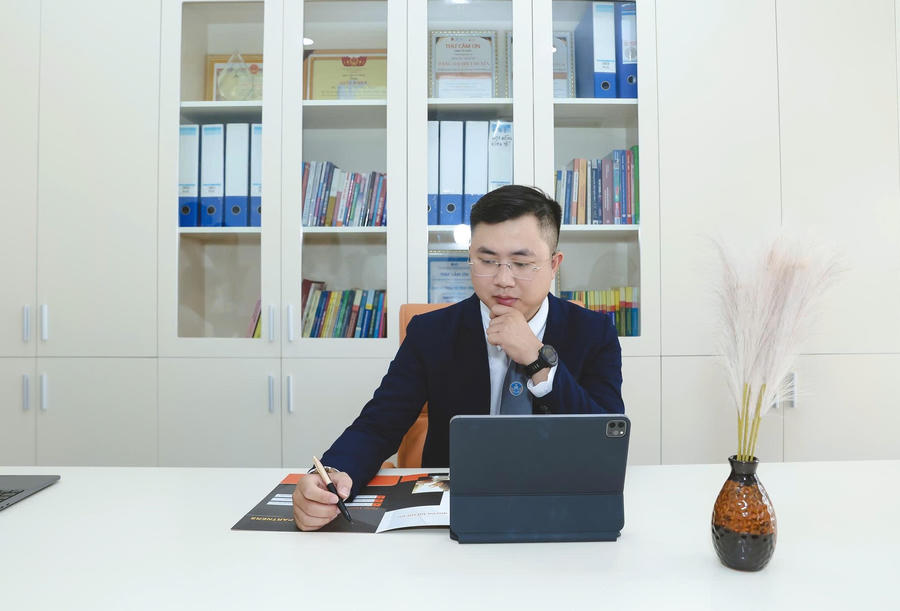 Luật sư, Ths. Lê Văn Thuyết - Giám đốc Công ty Luật TNHH DKI và Cộng sự (Đoàn Luật sư TP Hồ Chí Minh). 