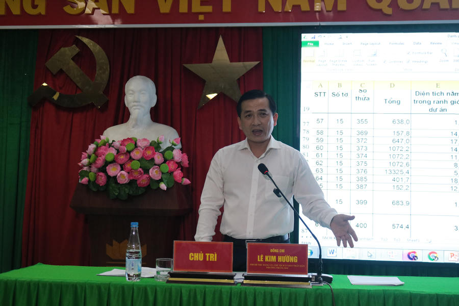 Ông Lê Kim Hường, Chủ tịch UBND phường Trảng Dài phát biểu kết luận tại hội nghị.