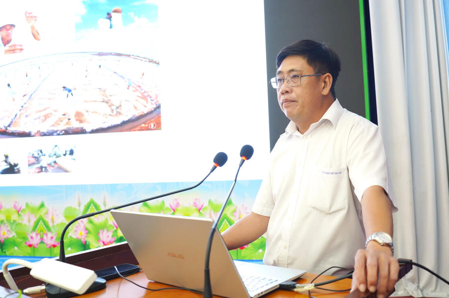 Nghệ sĩ Nhiếp ảnh Phan Thanh Cường chia sẻ kiến thức nhiếp ảnh báo chí và kỹ năng ghi hình các hoạt động thực tiễn của lực lượng Công an.