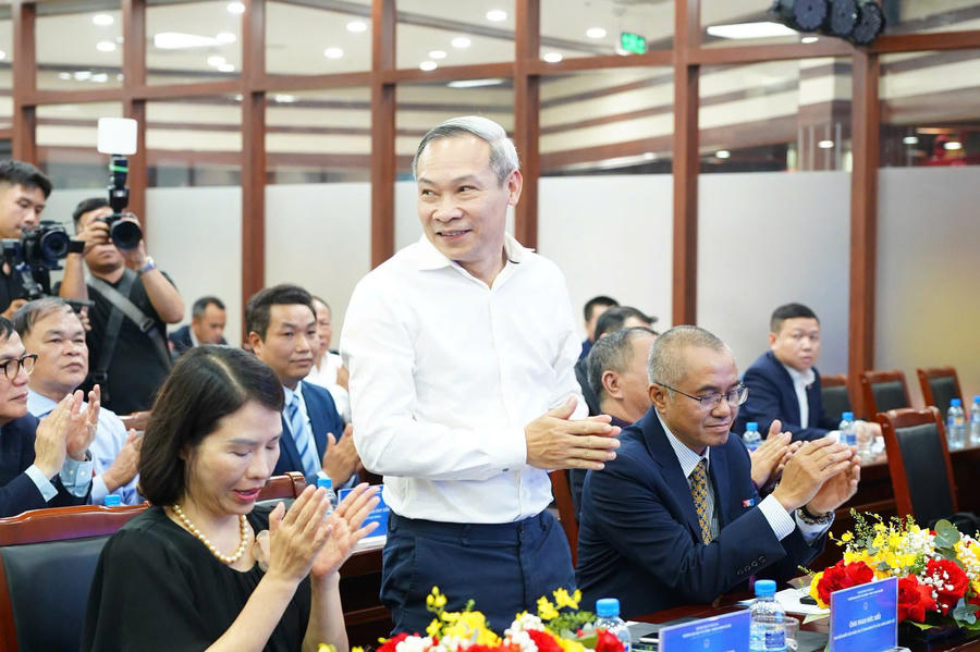 Một số hình ảnh tại lễ khai giảng.