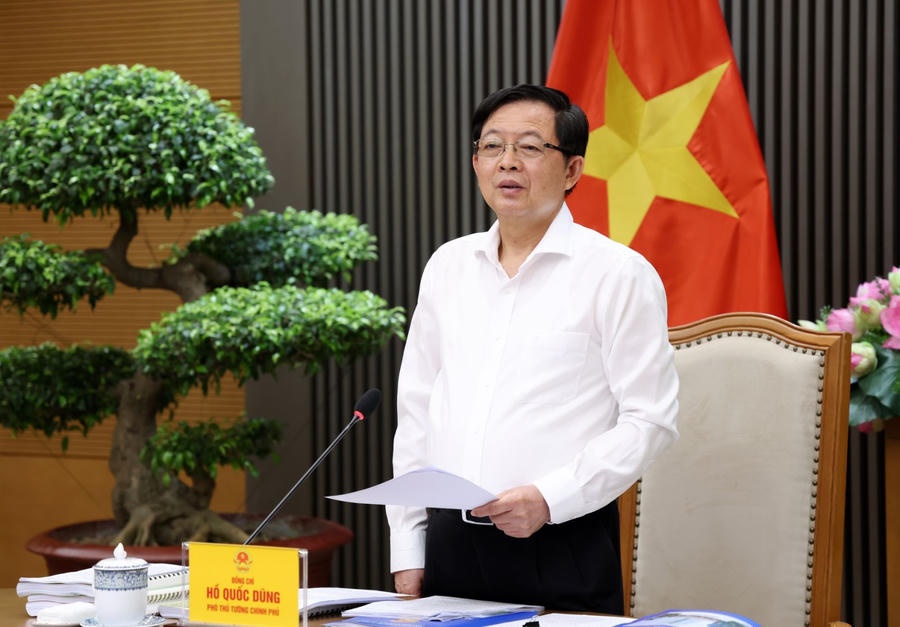 Phó Thủ tướng Hồ Quốc Dũng, Chủ tịch Hội đồng thẩm định, chủ trì hội nghị thẩm định Điều chỉnh Quy hoạch sử dụng đất quốc gia thời kỳ 2021-2030, tầm nhìn đến năm 2050. Ảnh: VGP