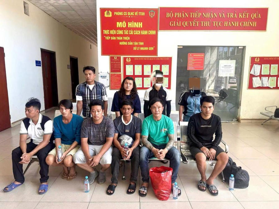 Các đối tượng bị bắt giữ. (Ảnh: CAHT)
