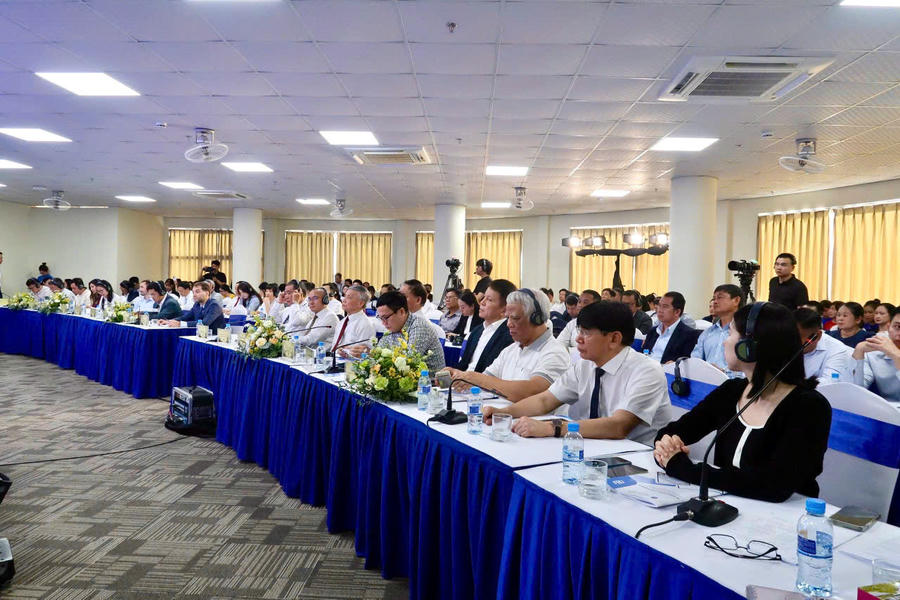 Hội thảo thu hút sự tham gia của các diễn giả đến từ Việt Nam, Liên bang Nga, Trung Quốc, Australia, Hoa Kỳ và Singapore.