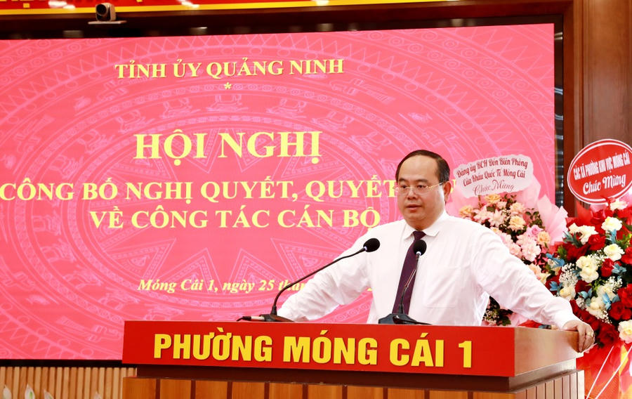 Bí thư Tỉnh ủy Quảng Ninh ông Quản Minh Cường  Tỉnh phát biểu giao nhiệm vụ tại hội nghị công bố các quyết định về công tác cán bộ.