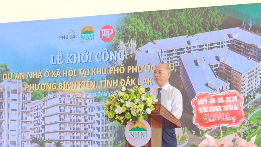 Ông Trương Công Thái, Phó chủ tịch UBND tỉnh Đắk Lắk phát biểu chỉ đạo tại lễ khởi công