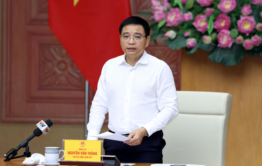 Phó Thủ tướng Chính phủ Nguyễn Văn Thắng phát biểu chỉ đạo tại cuộc họp. Ảnh: VGP