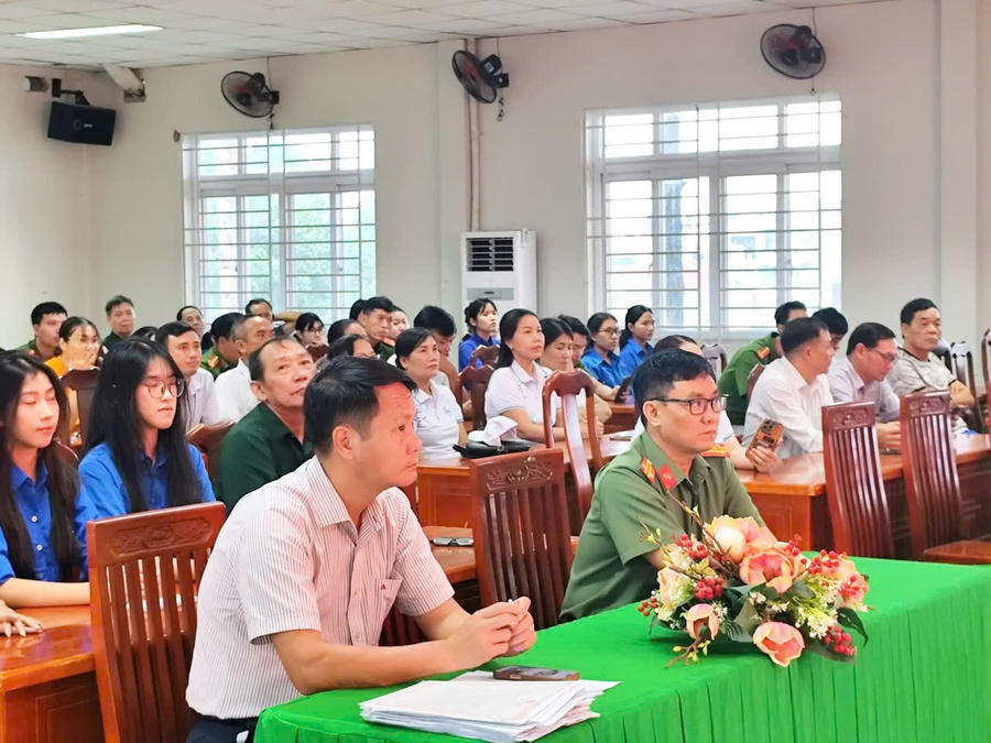 Đại biểu dự Lễ hưởng ứng, phát động Tháng hành động phòng, chống ma túy năm 2026.