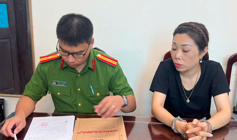 Đối tượng tại cơ quan Công an.