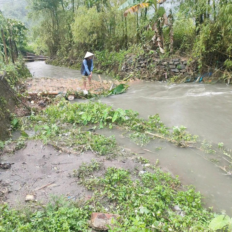 Mưa lớn gây ngập lụt tại xã Ba Bể.