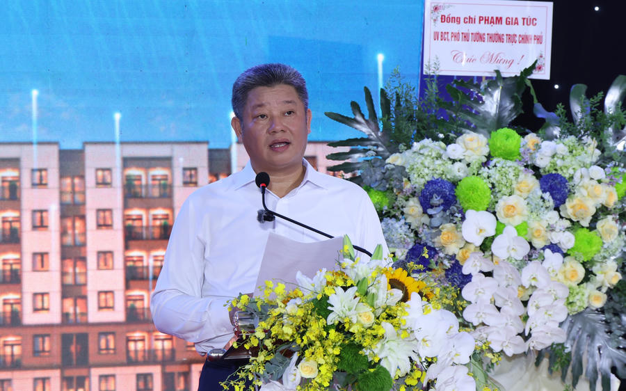 Chủ tịch UBND tỉnh Hưng Yên Nguyễn Mạnh Quyền phát biểu tại Lễ khởi công.