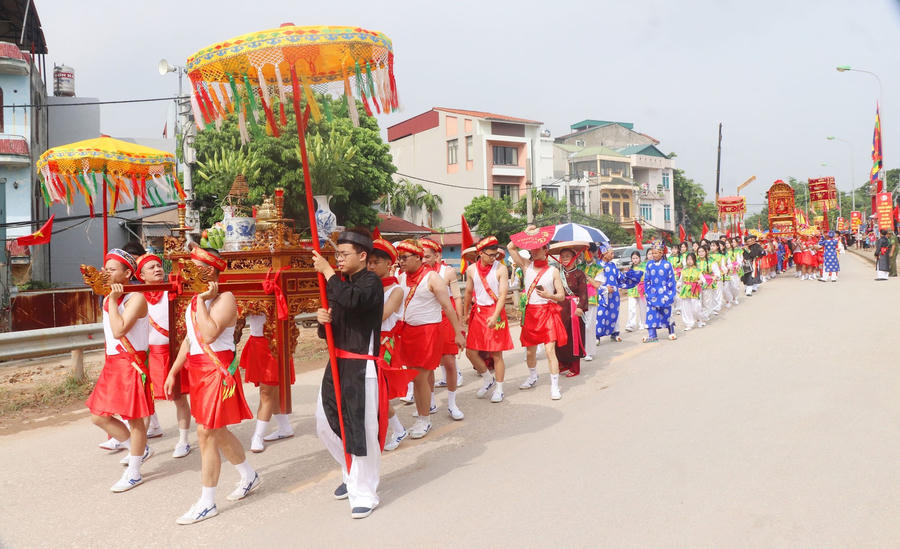 Lễ hội năm nay càng thêm ý nghĩa khi diễn ra đúng vào dịp kỷ niệm 110 năm sự kiện rước kiệu Đình Chèm (1916 - 2026) và 10 năm Đình được công nhận là Di sản văn hóa phi vật thể quốc gia