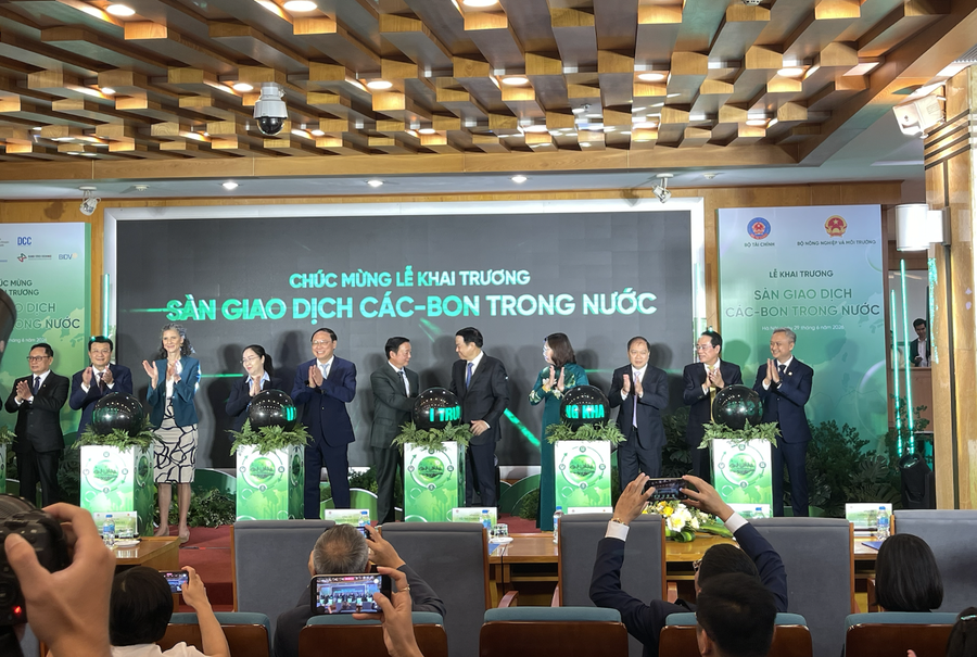 Lễ Khai trương Sàn giao dịch carbon trong nước. Ảnh MXH