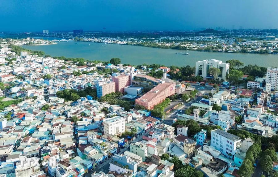 Một góc thành phố Đồng Nai. Ảnh TTXVN