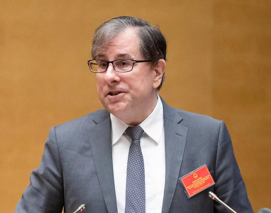 Ông Michael Kokalari.