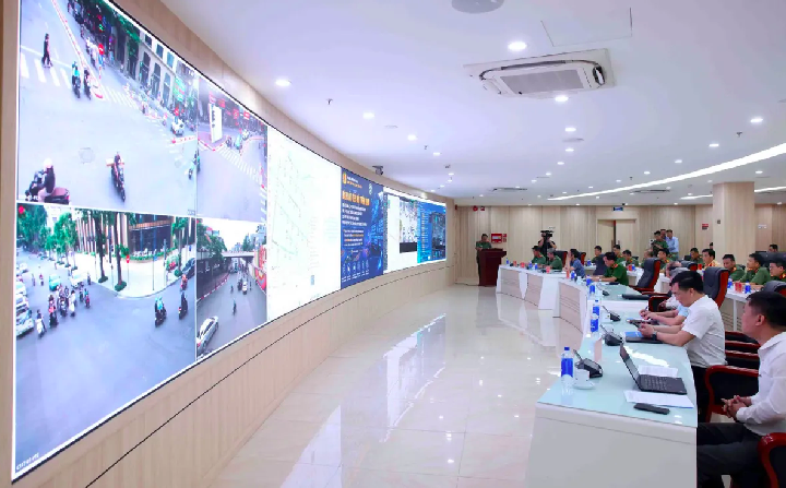 Trung tâm Thông tin chỉ huy Công an TP Hà Nội. (ảnh: Công an Hà Nội)