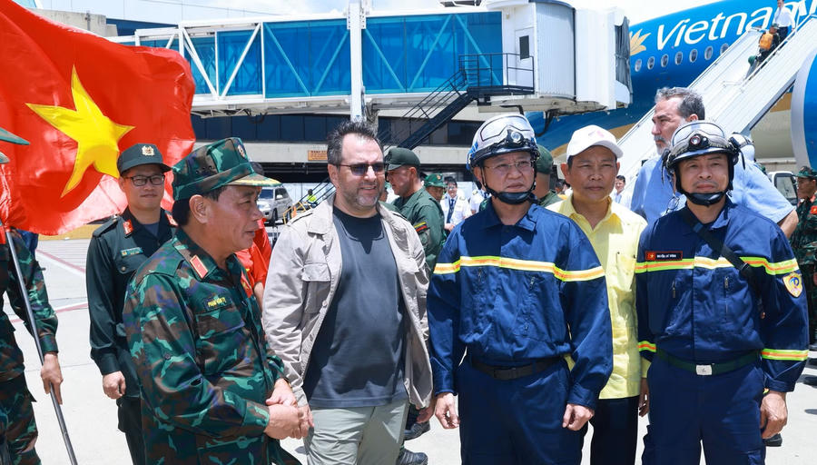Ngoại trưởng Yván Gil Pinto gửi lời cảm ơn chân thành nhất tới Đảng, Nhà nước và nhân dân Việt Nam đã cử đoàn sang tham gia khắc phục hậu quả động đất.