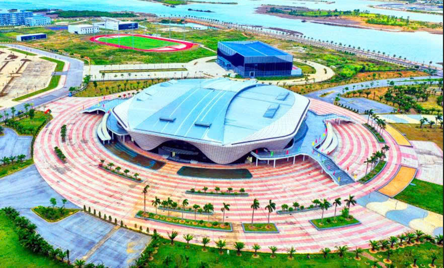 Trụ sở 2 của Trường Trung cấp Nghệ thuật và Thể thao Quảng Ninh đặt tại Khu Liên hợp thể thao tỉnh Quảng Ninh (phường Tuần Châu) và Sân vận động Cẩm Phả (phường Cẩm Phả). Trụ sở 2 của Trường Trung cấp Nghệ thuật và Thể thao Quảng Ninh đặt tại Khu Liên hợp thể thao tỉnh Quảng Ninh (phường Tuần Châu) và Sân vận động Cẩm Phả (phường Cẩm Phả).