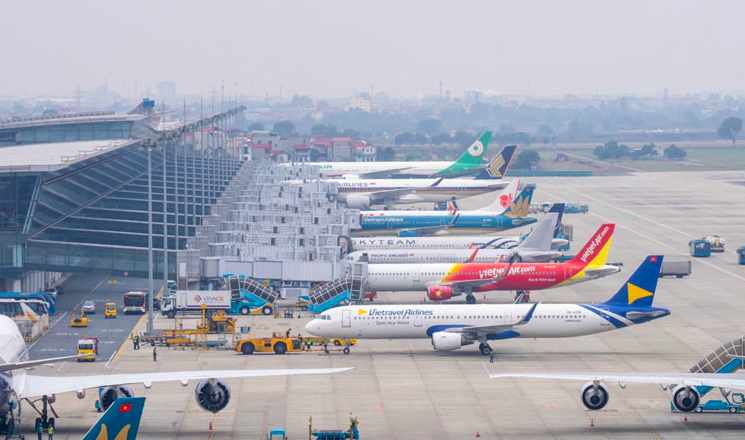 Máy bay đỗ trong sân bay Nội Bài. Máy bay đỗ trong sân bay Nội Bài.