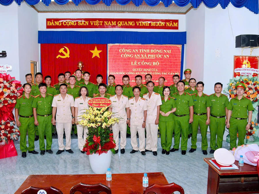 Kỷ niệm một năm thành lập là động lực để mỗi cán bộ, chiến sĩ Công an xã Phước An tiếp tục rèn luyện bản lĩnh chính trị,nâng cao trình độ chuyên môn, hoàn thành xuất sắc mọi nhiệm vụ được giao.