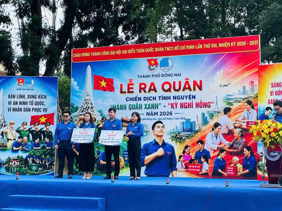 Lễ ra quân Chiến dịch tình nguyện “Kỳ nghỉ hồng” khối công chức, viên chức và Chiến dịch “Thanh niên tình nguyện hè” khối các trường đại học, cao đẳng, trung cấp chuyên nghiệp và cơ sở giáo dục nghề nghiệp năm 2026