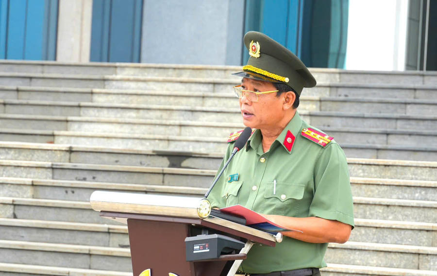 Đại tá Dương Văn Mạnh.