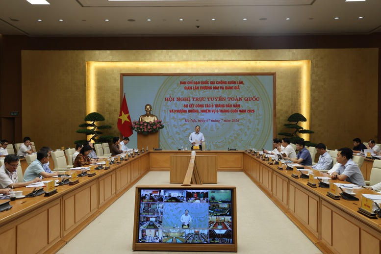 Phó Thủ tướng Thường trực chỉ rõ, công tác đấu tranh chống buôn lậu, gian lận thương mại, hàng giả và xâm phạm quyền sở hữu trí tuệ vẫn chưa thực sự vững chắc - Ảnh: VGP/Phương Nguyên