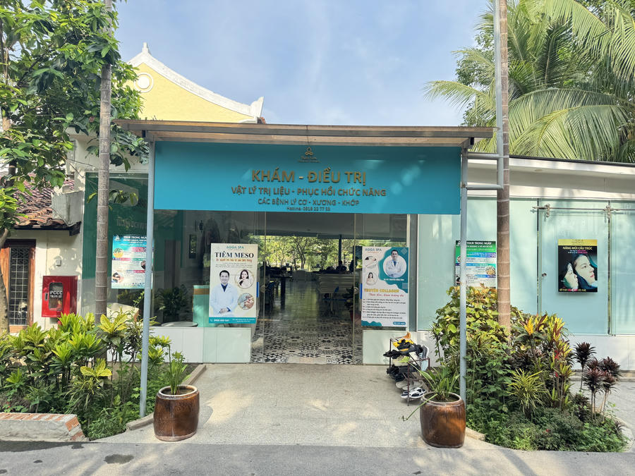 Khu khám bệnh với không gian hiền hòa, xanh sạch, chuẩn 5 sao.