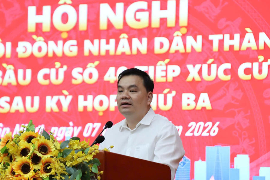 Ông Nguyễn Trọng Hào, thay mặt Tổ đại biểu HĐND TP.HCM khóa XI phát biểu tại hội nghị.