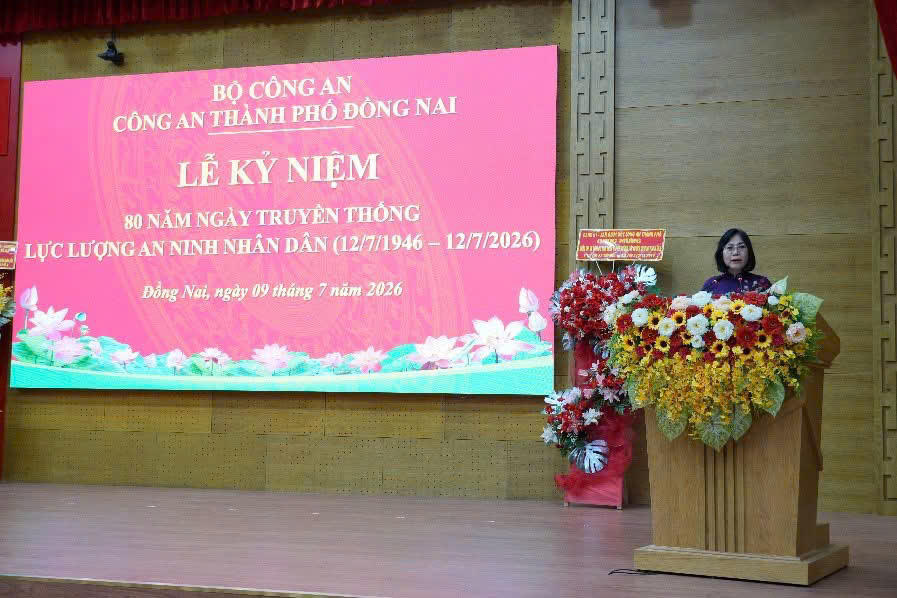 Đồng chí Nguyễn Thị Hoàng, Thành ủy viên, Phó Chủ tịch UBND TP Đồng Nai.