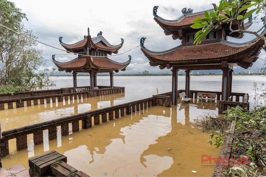 Mực nước sông Hồng sẽ lên nhanh khi thuỷ điện xả lũ.