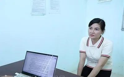 Nguyễn Thị Thoại My tại cơ quan công an. Nguyễn Thị Thoại My tại cơ quan công an.