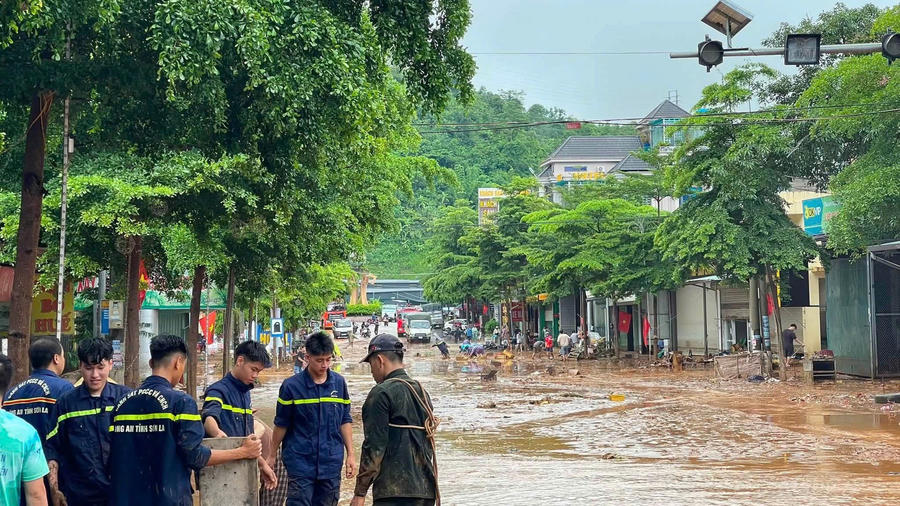 Mưa lớn kéo dài, nhiều địa điểm tại xã Mường La bị ngập nặng.