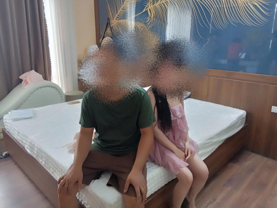 Cơ quan Công an phát hiện, bắt quả tang D.K.L và V.V.B có hành vi mua, bán dâm. Ảnh: Công an Thái Nguyên.