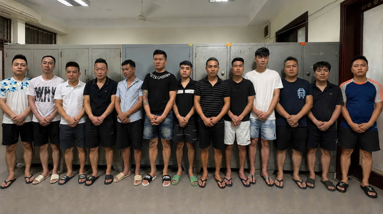 Các đối tượng bị bắt giữ tại cơ quan Công an.