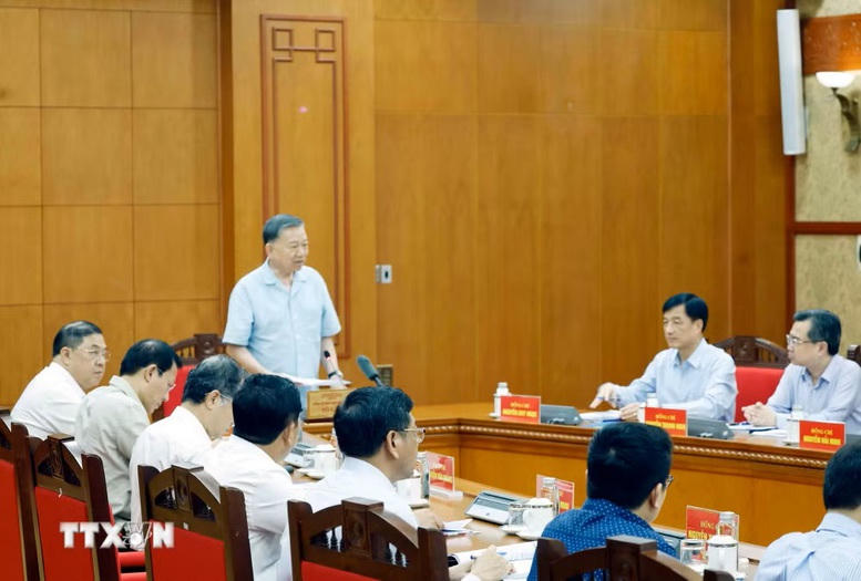 Tổng Bí thư, Chủ tịch nước Tô Lâm: Đặt công nghiệp hàng hải đúng vị trí trong chiến lược xây dựng Việt Nam trở thành quốc gia biển mạnh- Ảnh 3.