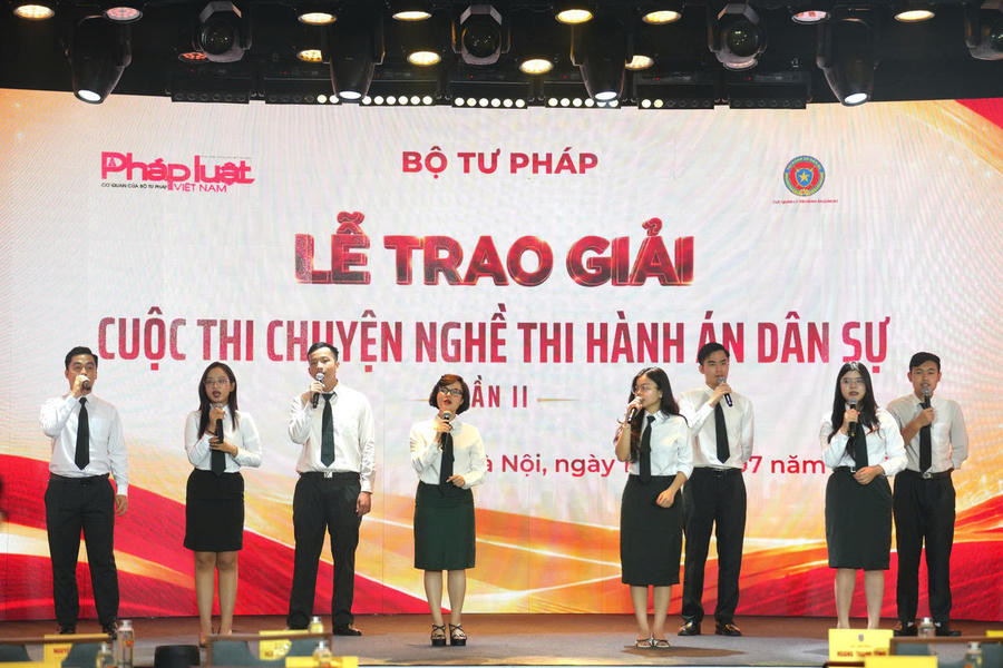 Tưng bừng Lễ trao giải Cuộc thi “Chuyện nghề Thi hành án dân sự” lần thứ II