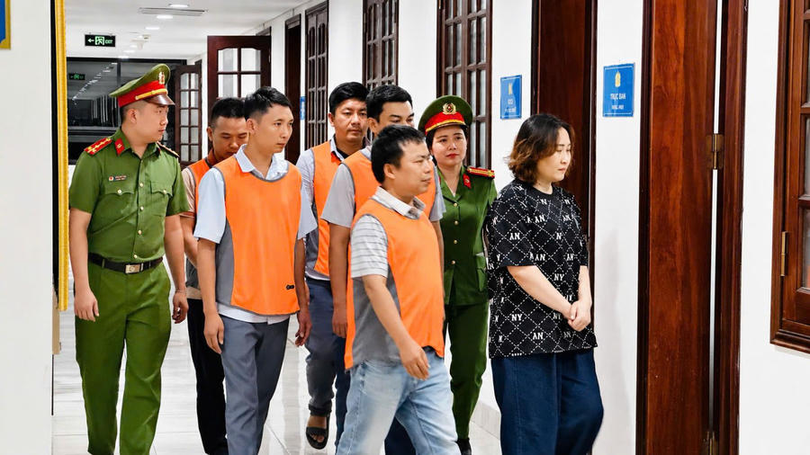 Các đối tượng tại cơ quan Công an. (Ảnh: CATH)