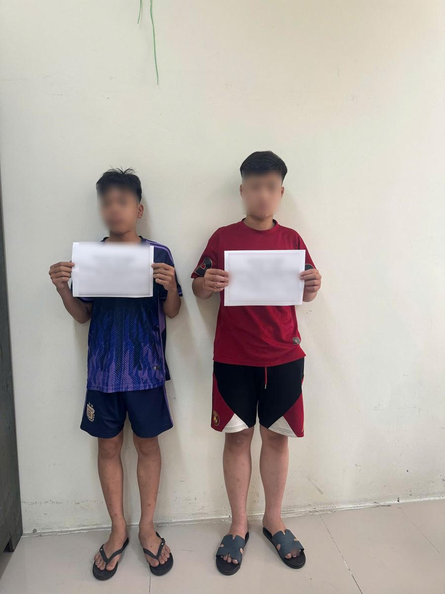 Hai đối tượng trên.