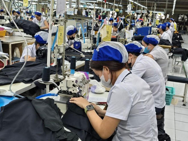 Chậm đóng bảo hiểm xã hội cho người lao động bị phạt tới 75 triệu đồng.