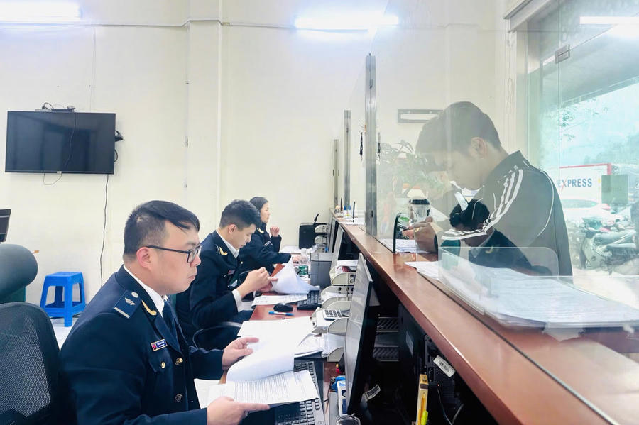 Nhiều thủ tục hải quan được cắt giảm nhằm tối ưu hóa chi phí cho doanh nghiệp. (Ảnh: H.C)